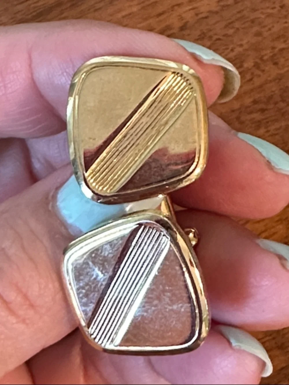 Vintage Mid Century Gold‎ Tone  Diagonal Stripe Cufflinks